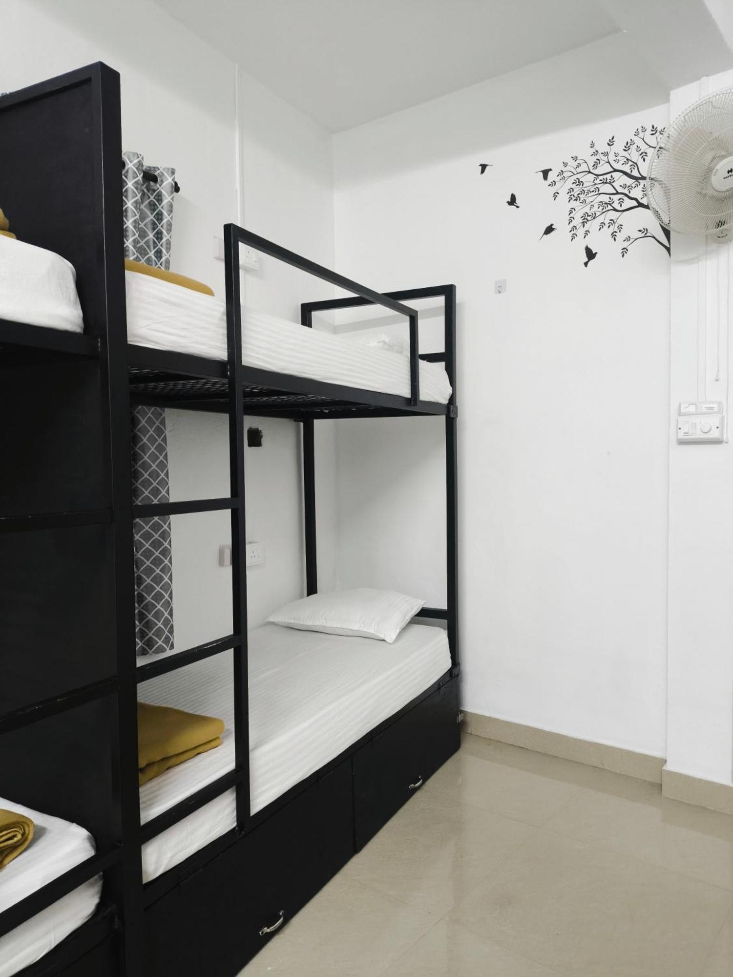 Hostel Stayzo Kochi Kültér fotó